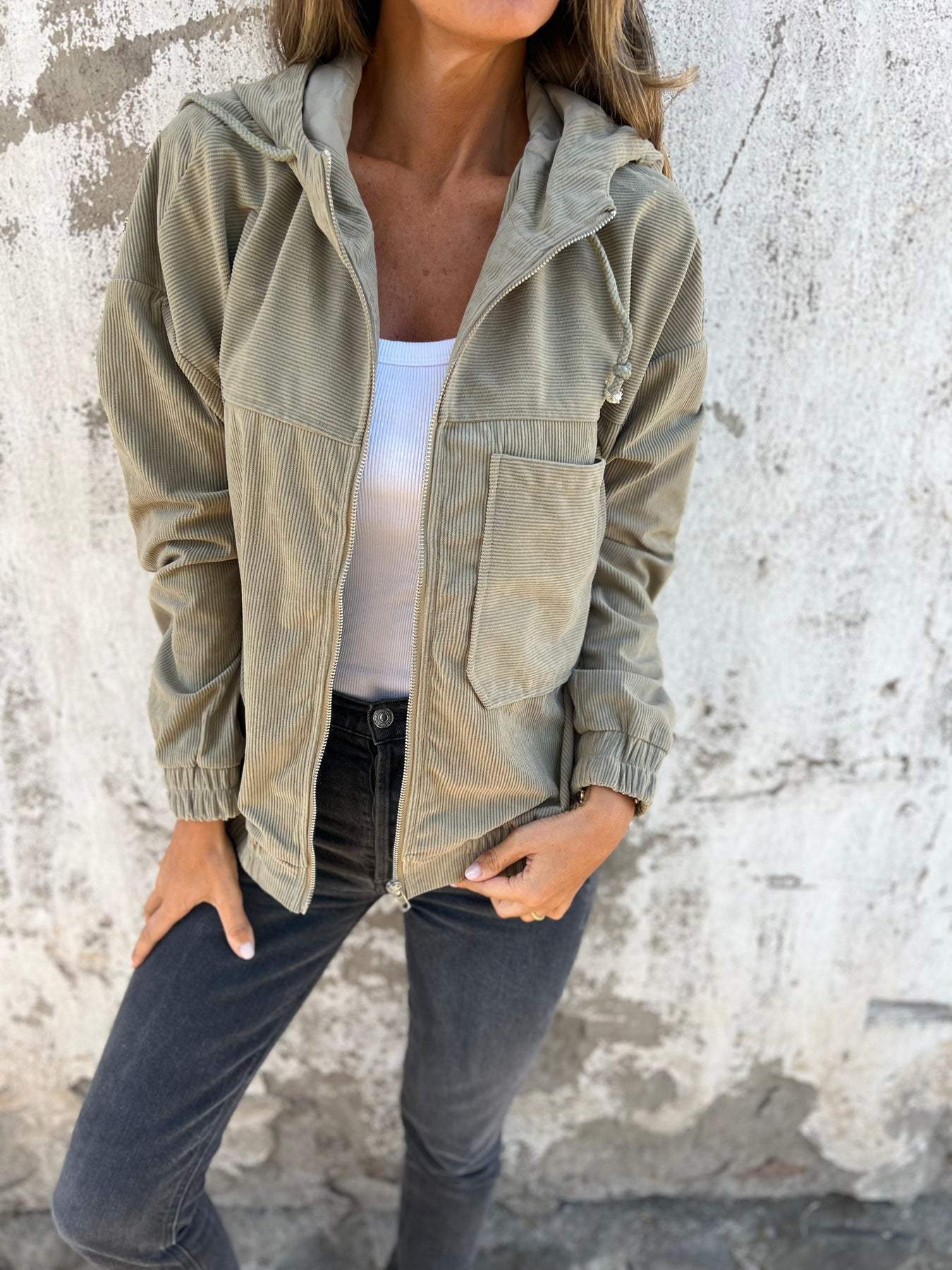 Frederika™ | Casual jakke med hætte og lynlås