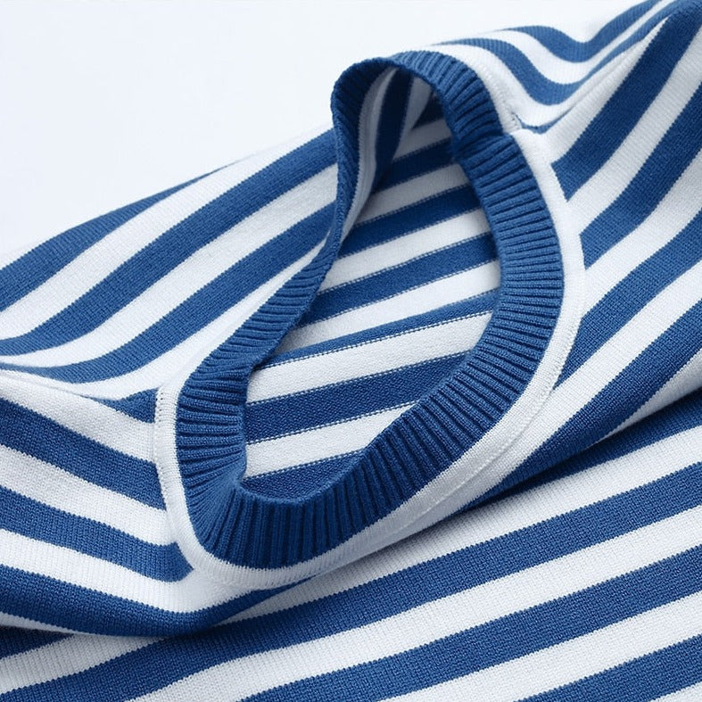 Frederika™ | Elegant stribet T-shirt til kvinder