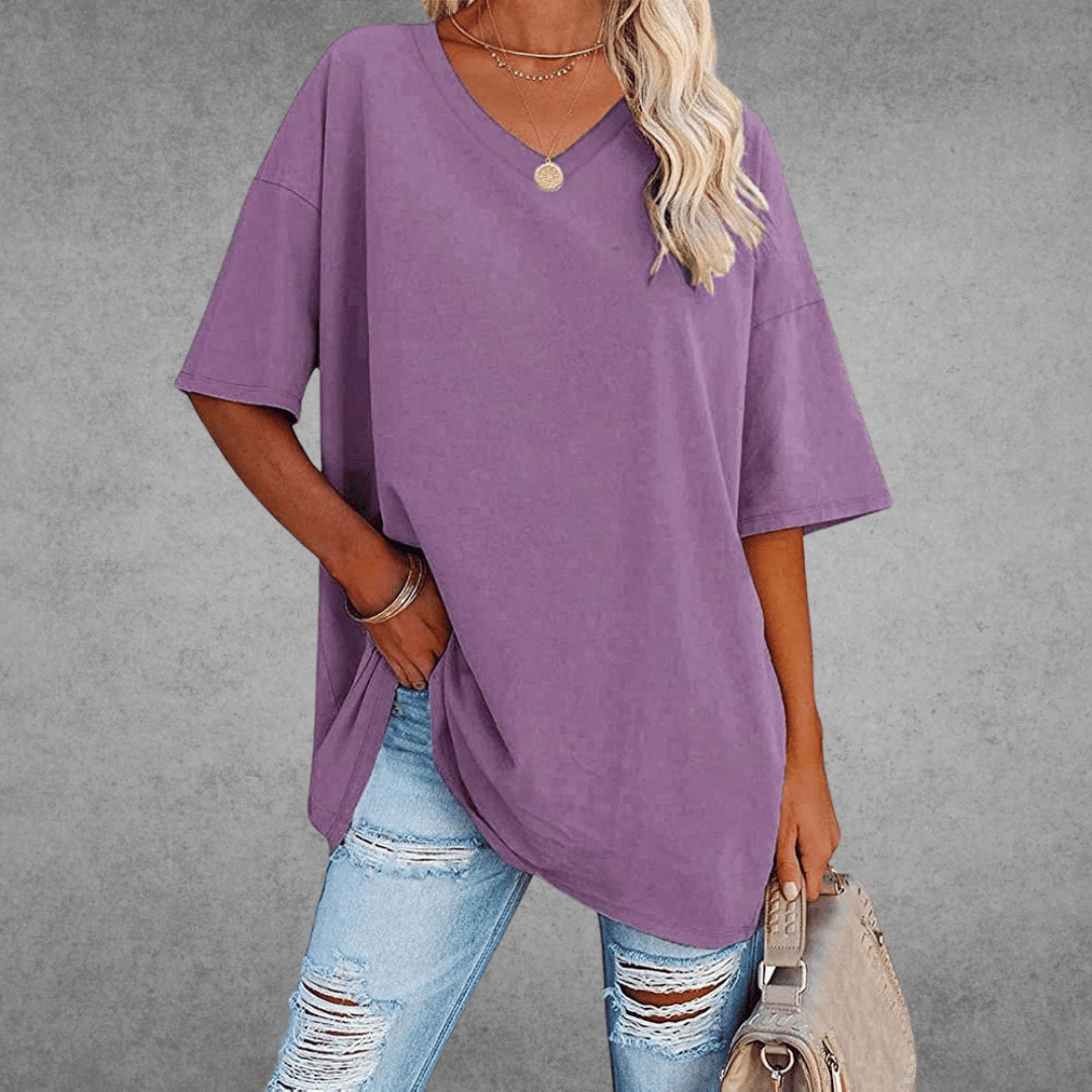 Nikita™ | Stilfuld Oversized V-Neck T-shirt