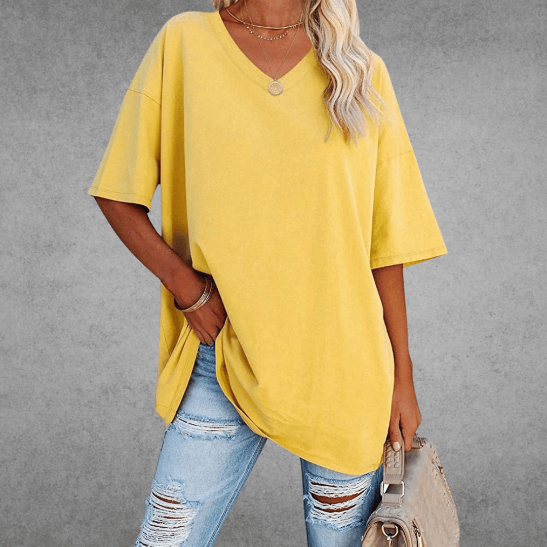 Nikita™ | Stilfuld Oversized V-Neck T-shirt