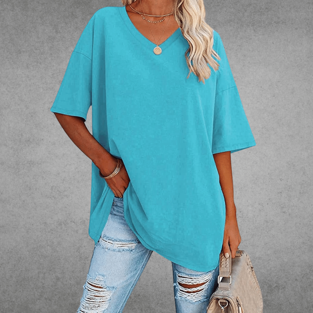 Nikita™ | Stilfuld Oversized V-Neck T-shirt