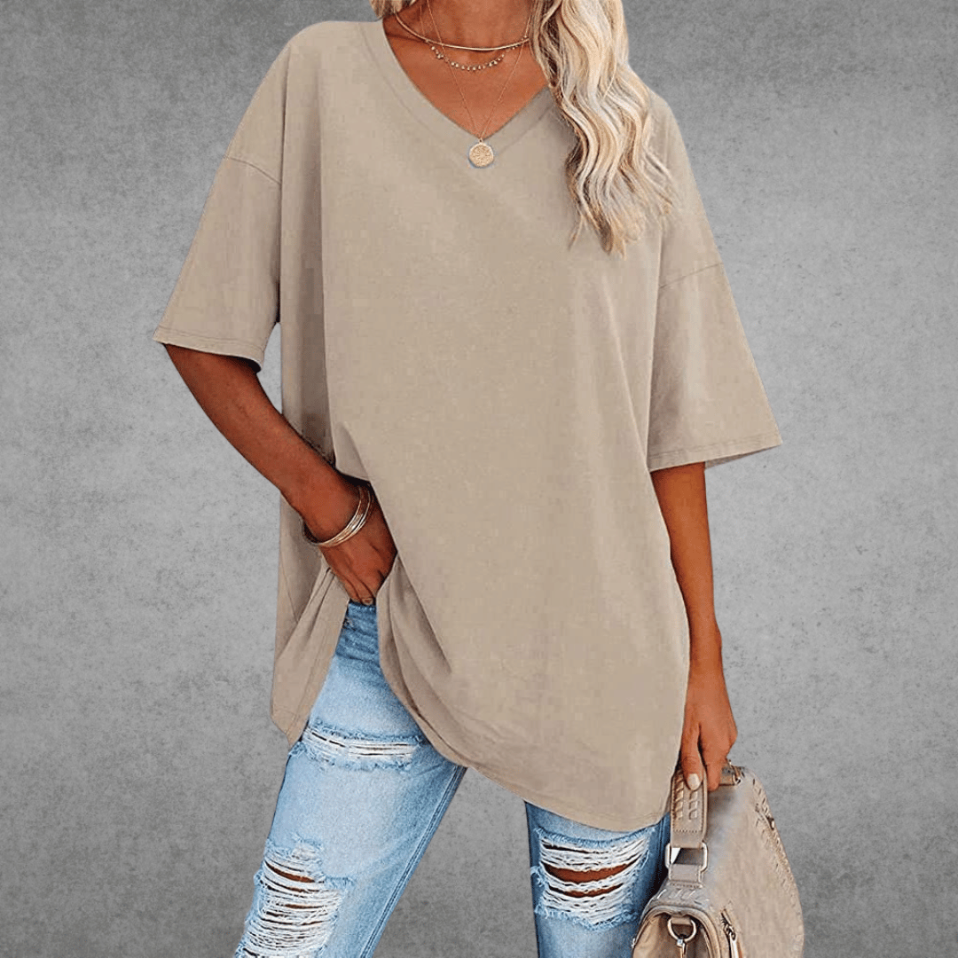 Nikita™ | Stilfuld Oversized V-Neck T-shirt
