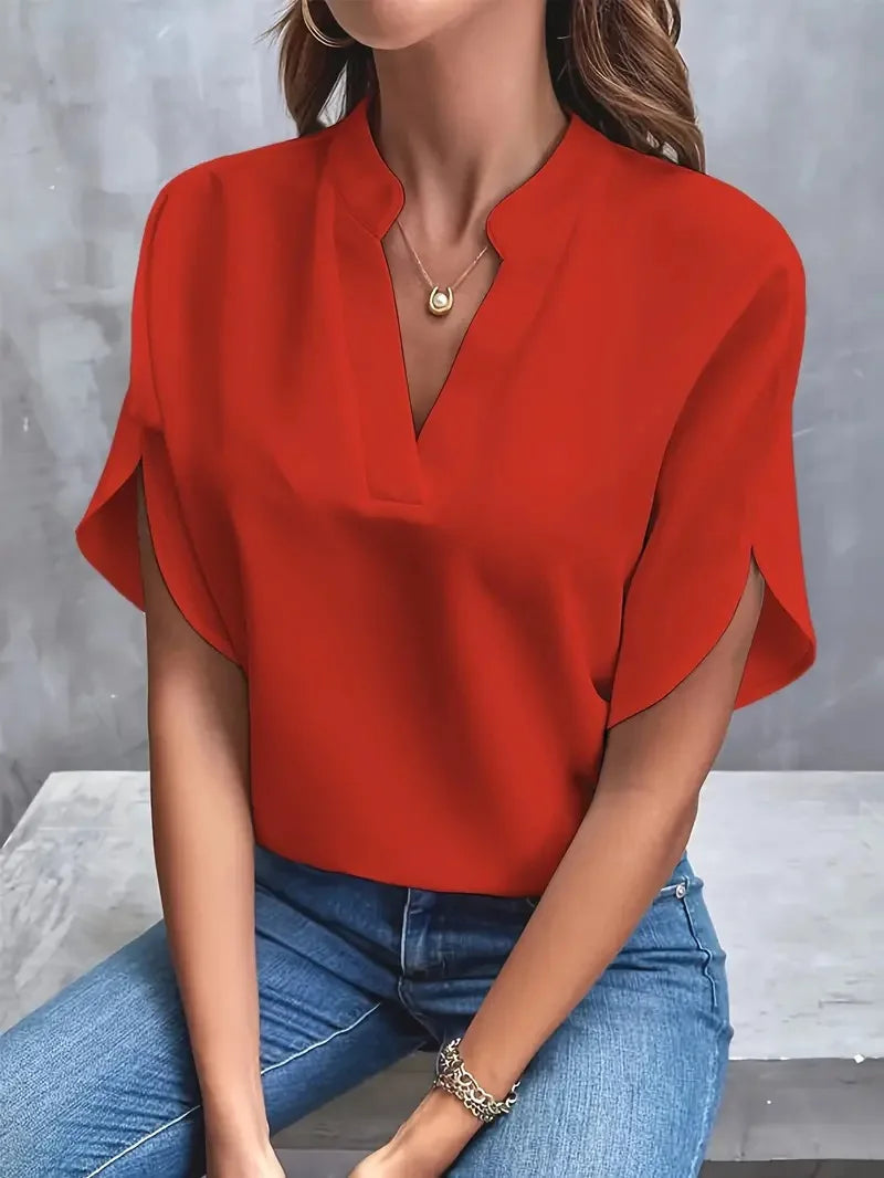 Deborah™ | Blød og Elegant Skjorte med V-Hals
