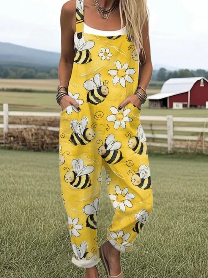 Frederika | Jumpsuit med broderimønster af flyvende bier