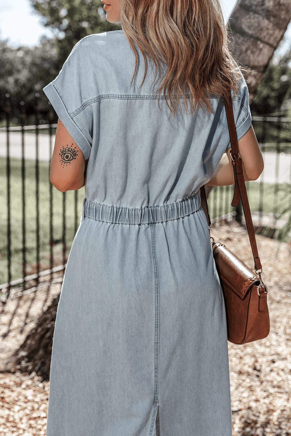 Frederika™ | Elegant Denimkjole med Korte Flagermusærmer