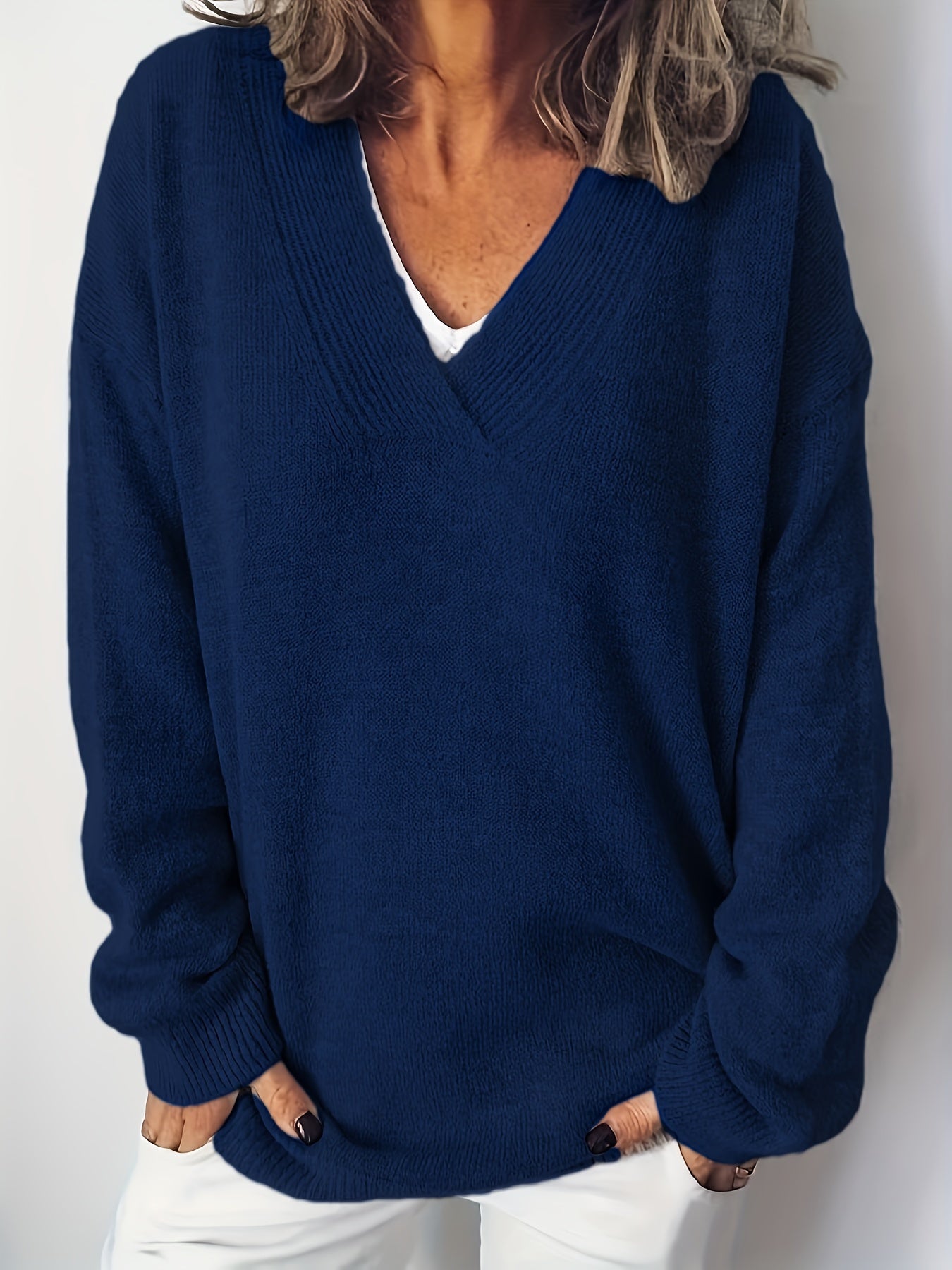 Frederika™ | Blød og Tidløs V-Hals Sweater
