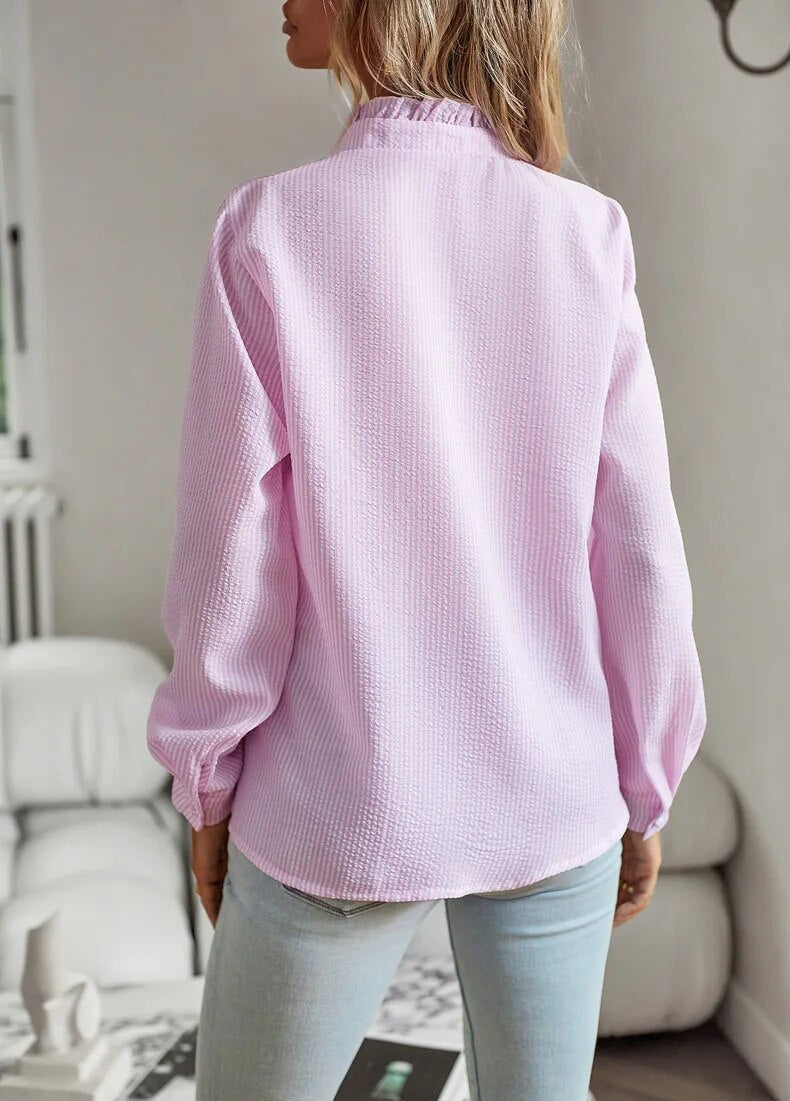 Frederika™ | Stilfuld Flæset Knapbluse