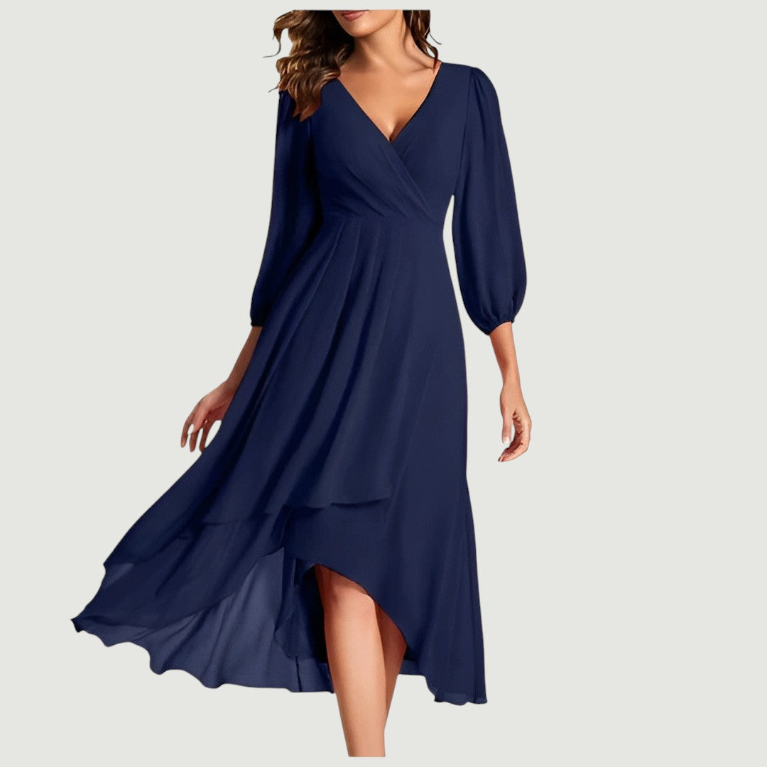 Frederika™ KJOLE | Elegant V-halsdesign med asymmetrisk fald
